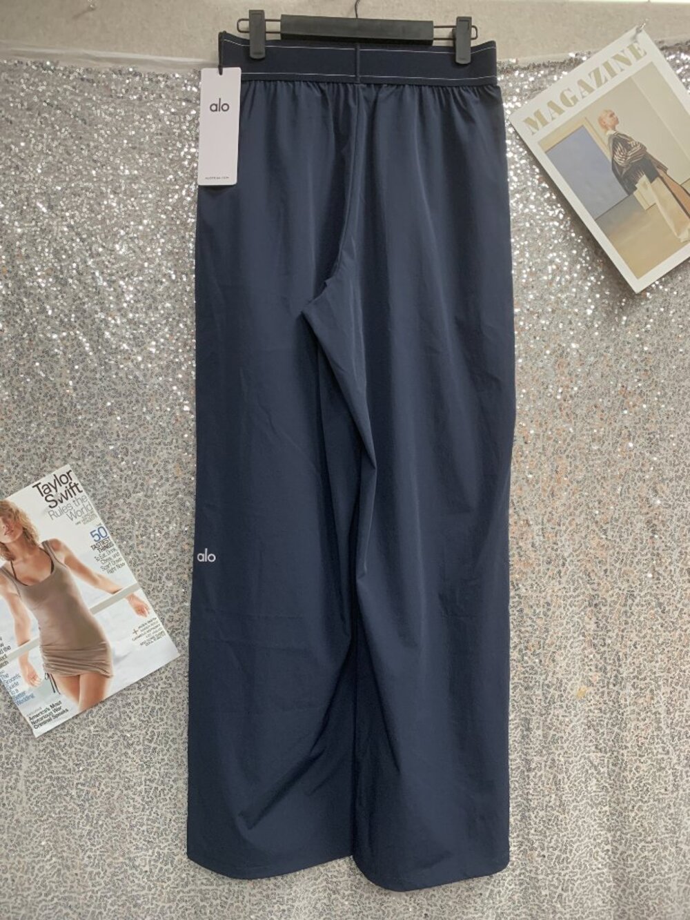 Brand New Navy ALO Yoga Relaxed Trouser🌊Women's Suit Up Regular 30" Inseam - Picture 7 of 11